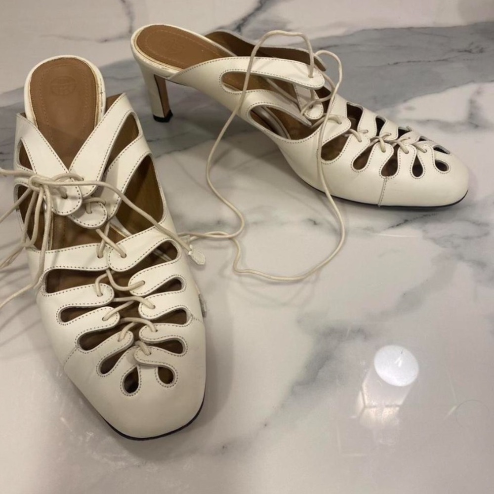 Women’s White Lace-Up Cutout Heeled Mules size 9
